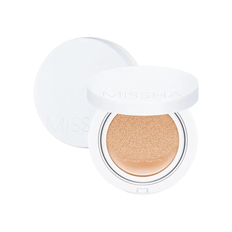 Missha Magic Cushion Moist Up No. 21 Light Beige for bright skin, Hydrating 3-in-1 Moisture Korean Cushion Foundation, L